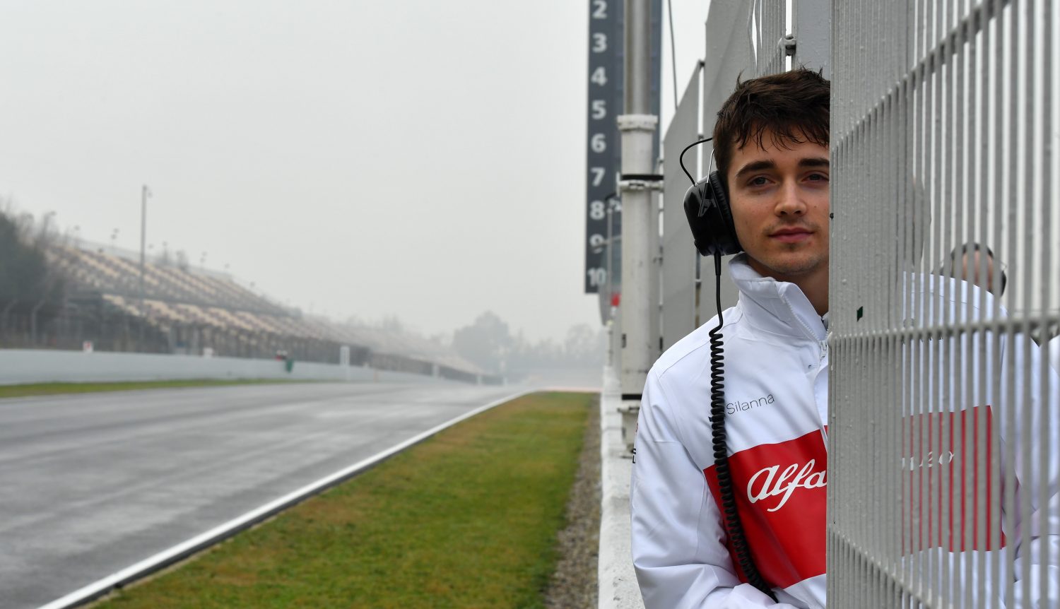 ‘Talent van het niveau Verstappen’ Leclerc maakt zich op voor GP-debuut