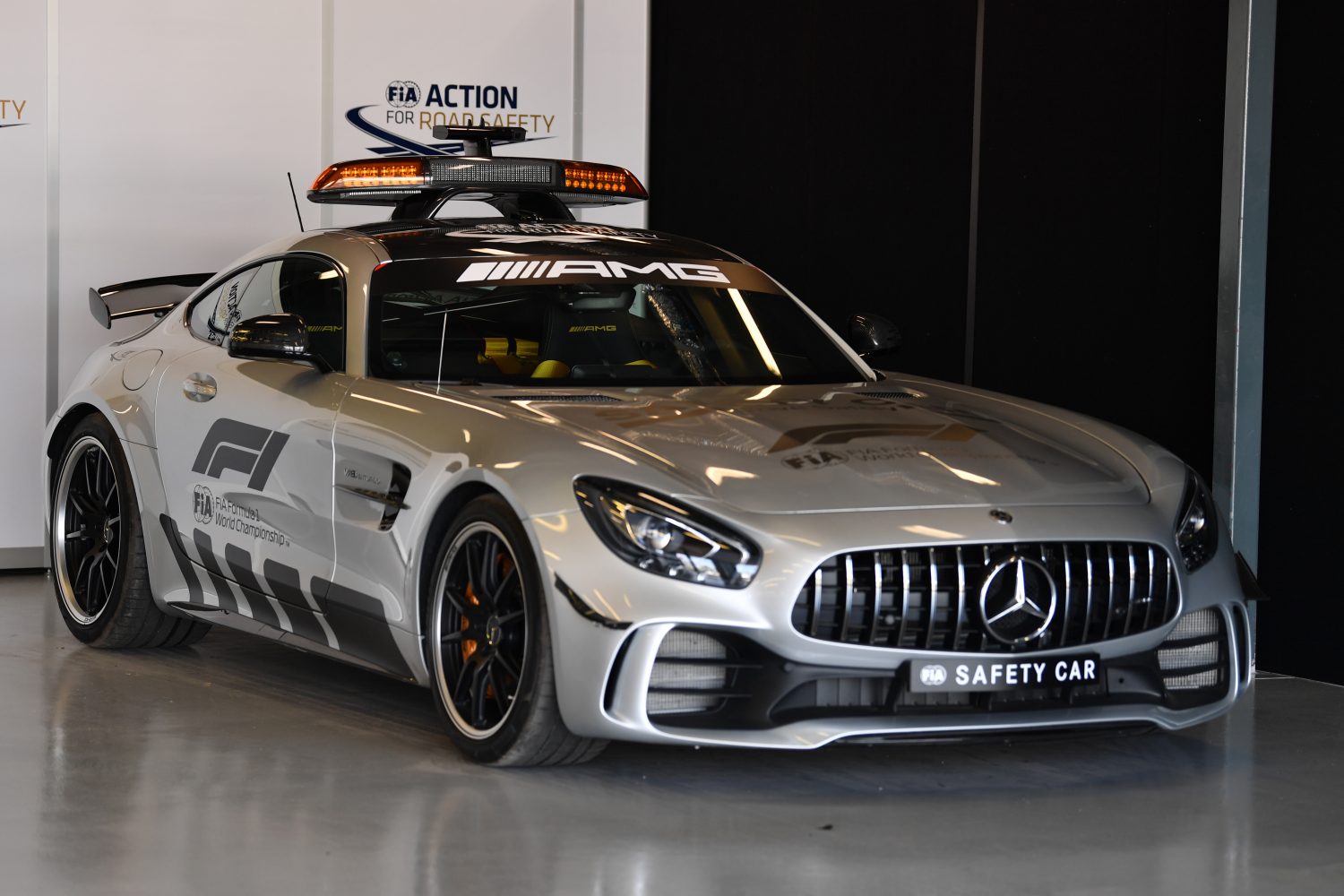 Mercedes presenteert nieuwe safety car voor 2018 | Formule1.nl
