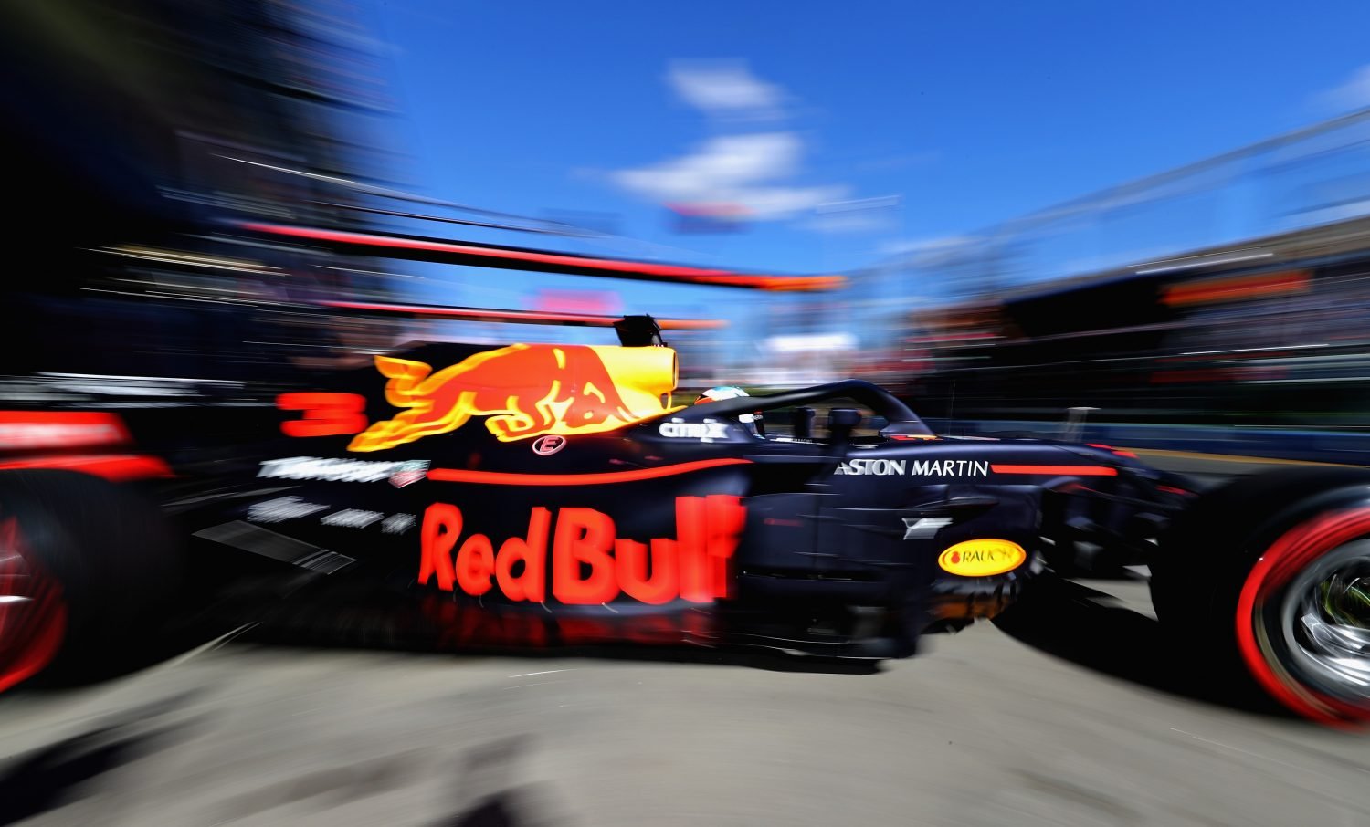 Video: Ricciardo blikt vooruit op Bahrein en China