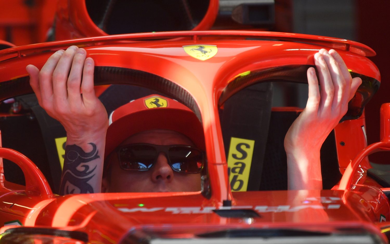 FIA geeft teams toestemming spiegels aan halo te bevestigen