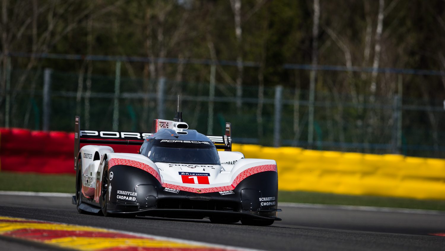 ‘Sneller dan de Formule 1’: opgepompte Porsche LMP1 breekt ‘ronderecord’ op Spa