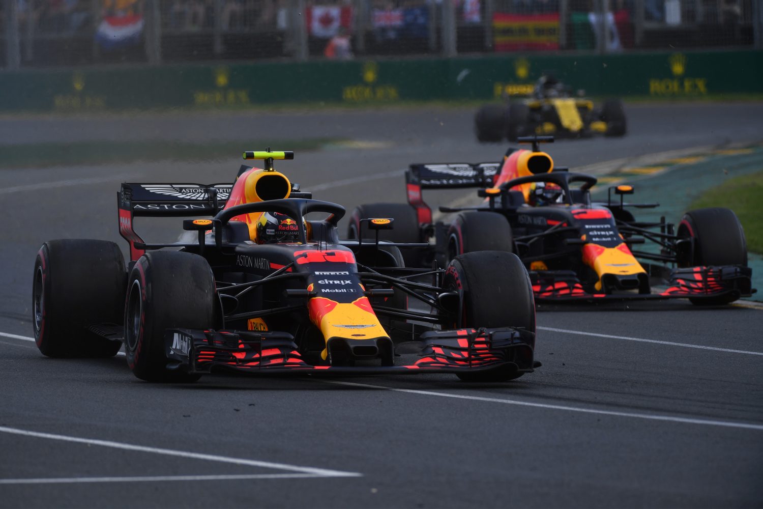 Ricciardo: ‘Bredere bolides bemoeilijken het inhalen behoorlijk’