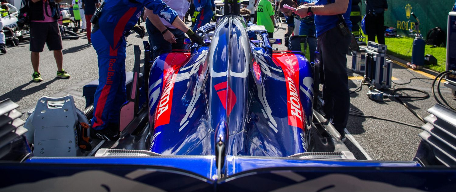 Motorwissel en -updates voor Toro Rosso in Bahrein