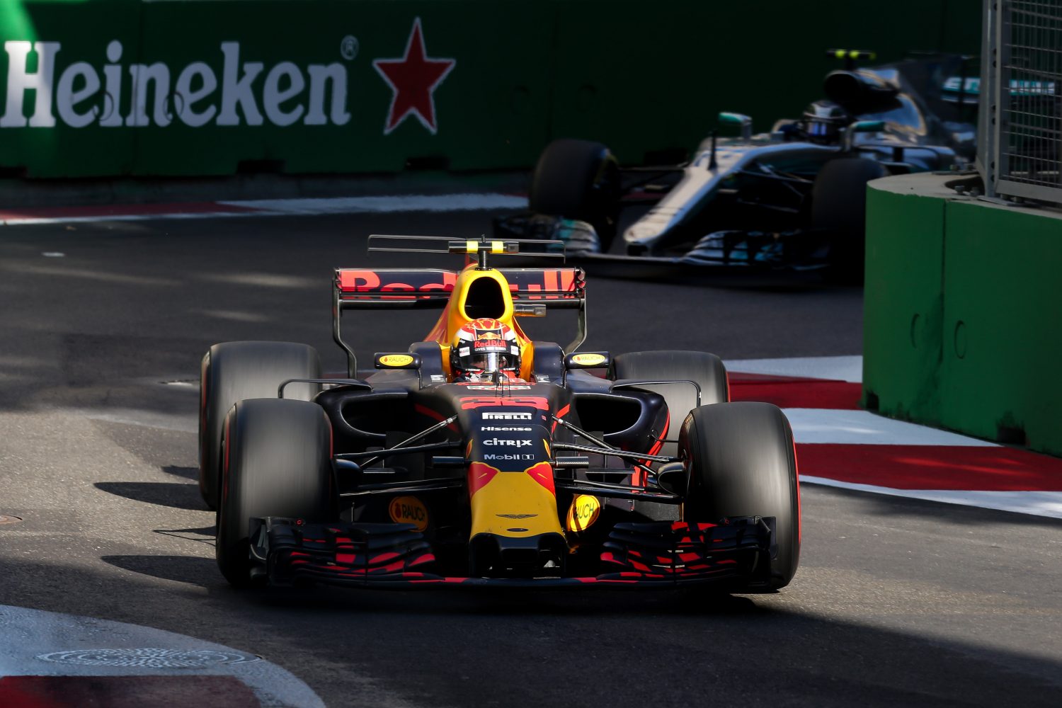 Even bellen met… Giedo van der Garde: ‘Max kan in Azerbeidzjan meedoen voor het podium’