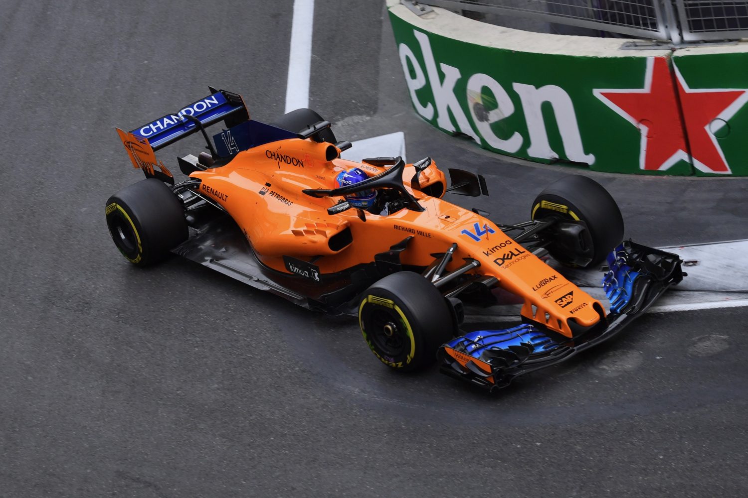 Alonso: ‘Ik denk dat Bakoe de beste race van mijn leven was’