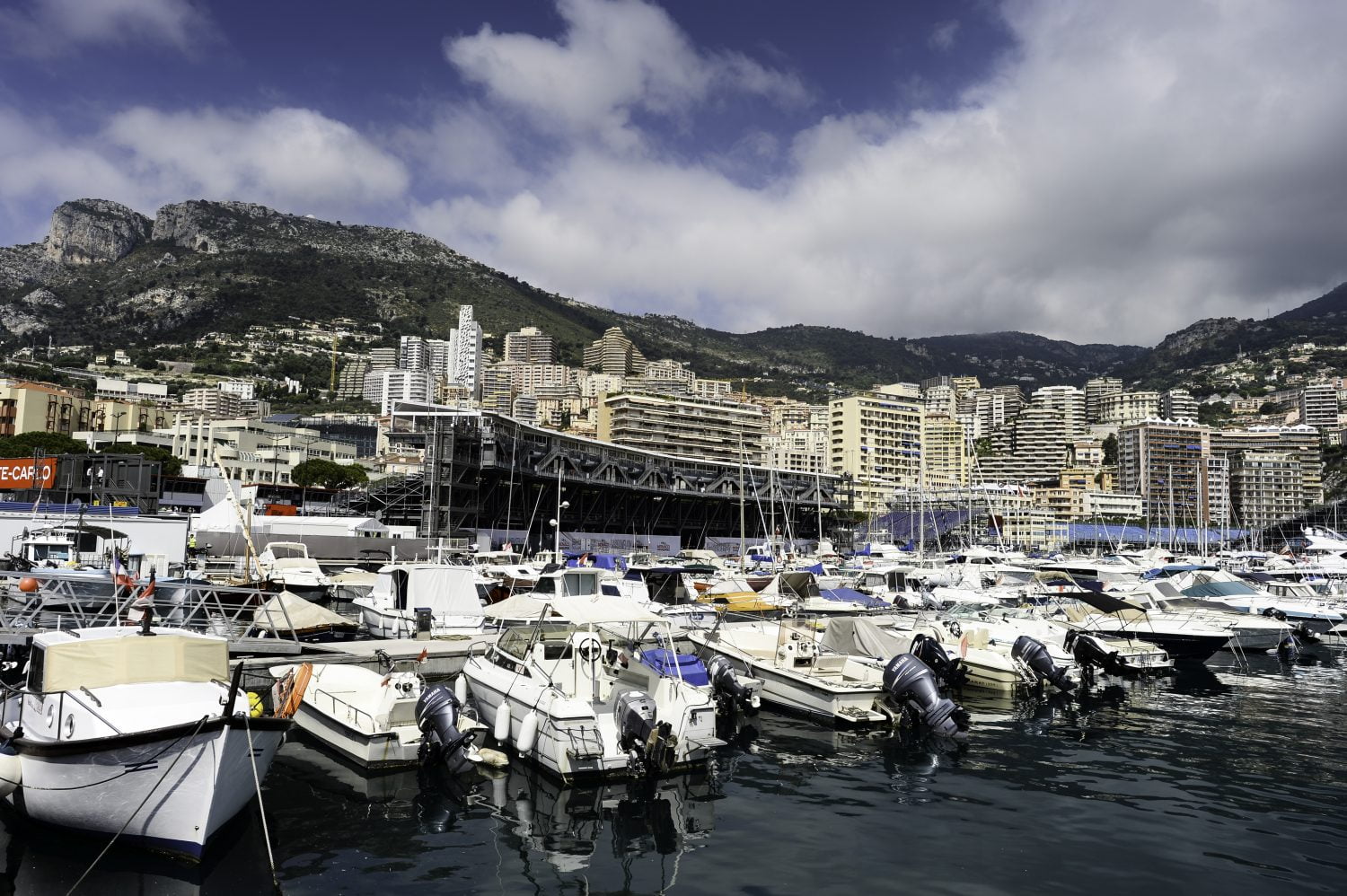 Backstage: onderweg naar Monaco