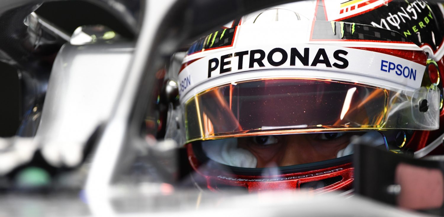 VT3: Mercedes bovenaan, probleem voor Verstappen