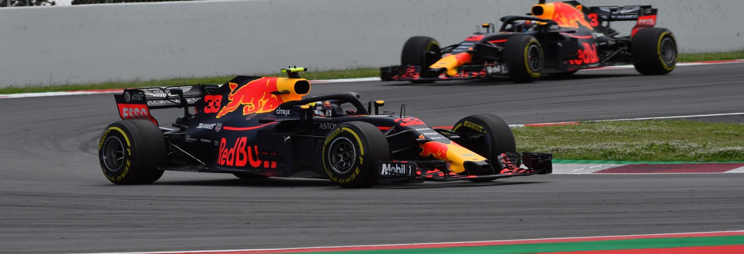 Verstappen scoort eerste podium van seizoen: derde
