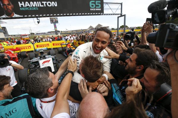 Lewis Hamilton wint
