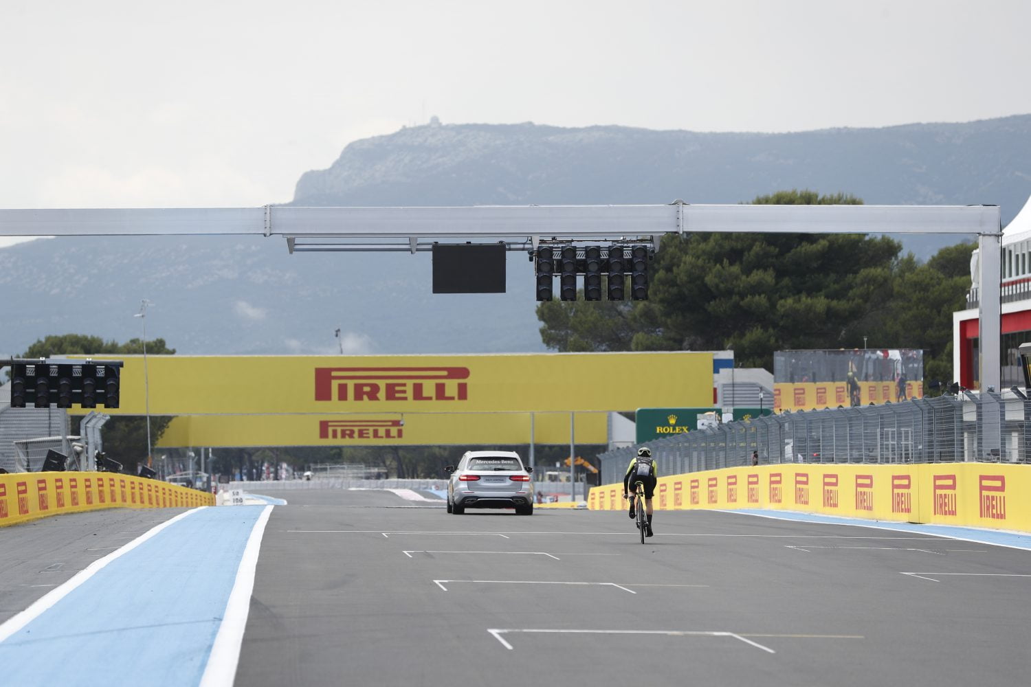 Dagboek uit Paul Ricard (4): Een Ronde van Frankrijk met Simon Yates