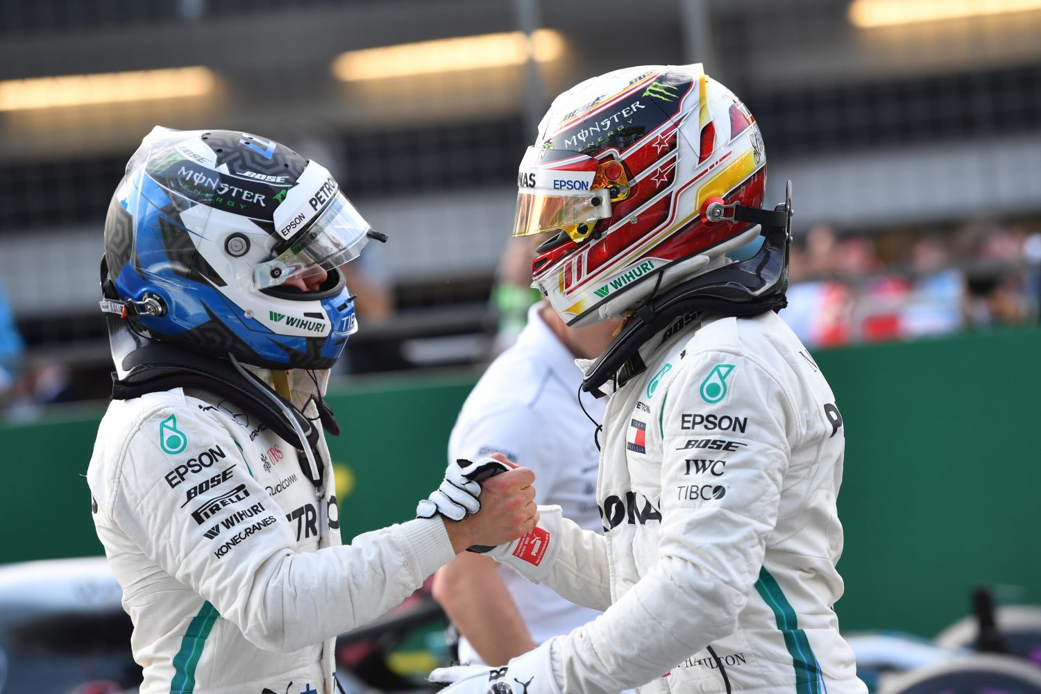 ‘Spoedig nieuwe Mercedes-deals voor Hamilton en Bottas’