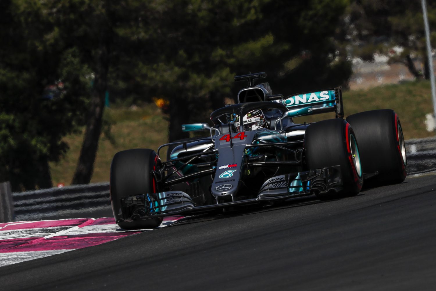Mercedes heeft nog meer achter de hand met geüpdatete motor