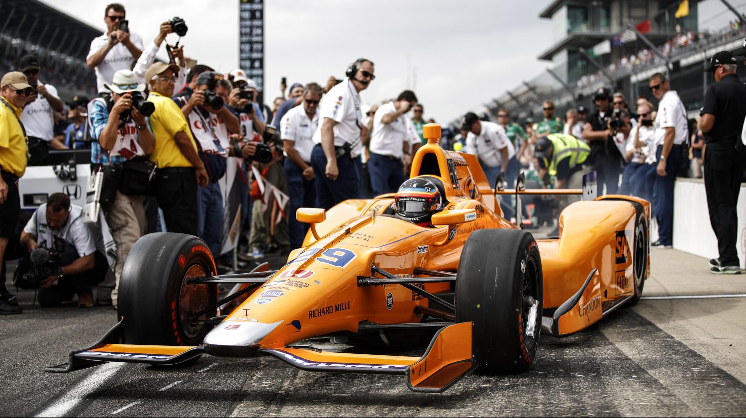 ‘McLaren met mogelijke Indycar-partners om de tafel’