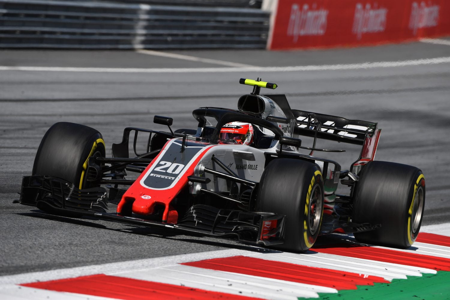 Haas’ eigenwijze aanpak: ‘Of het slim is? Het is in elk geval slimmer dan wat andere nieuwe teams hebben gedaan’