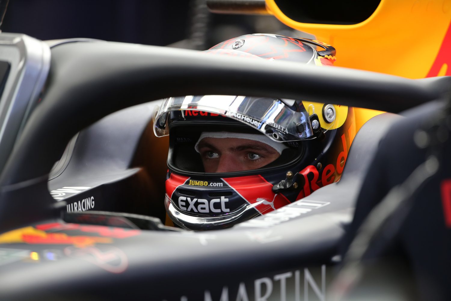 Verstappen weet niet of Red Bull kan aanhaken in de race: ‘Maar het gat zal geen zes tienden zijn’