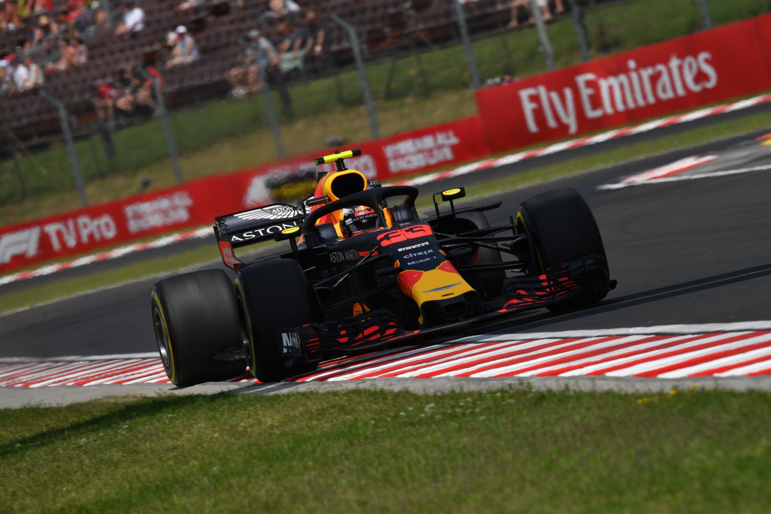 Verstappen positief: ‘Maar het zal dicht bij elkaar zitten’
