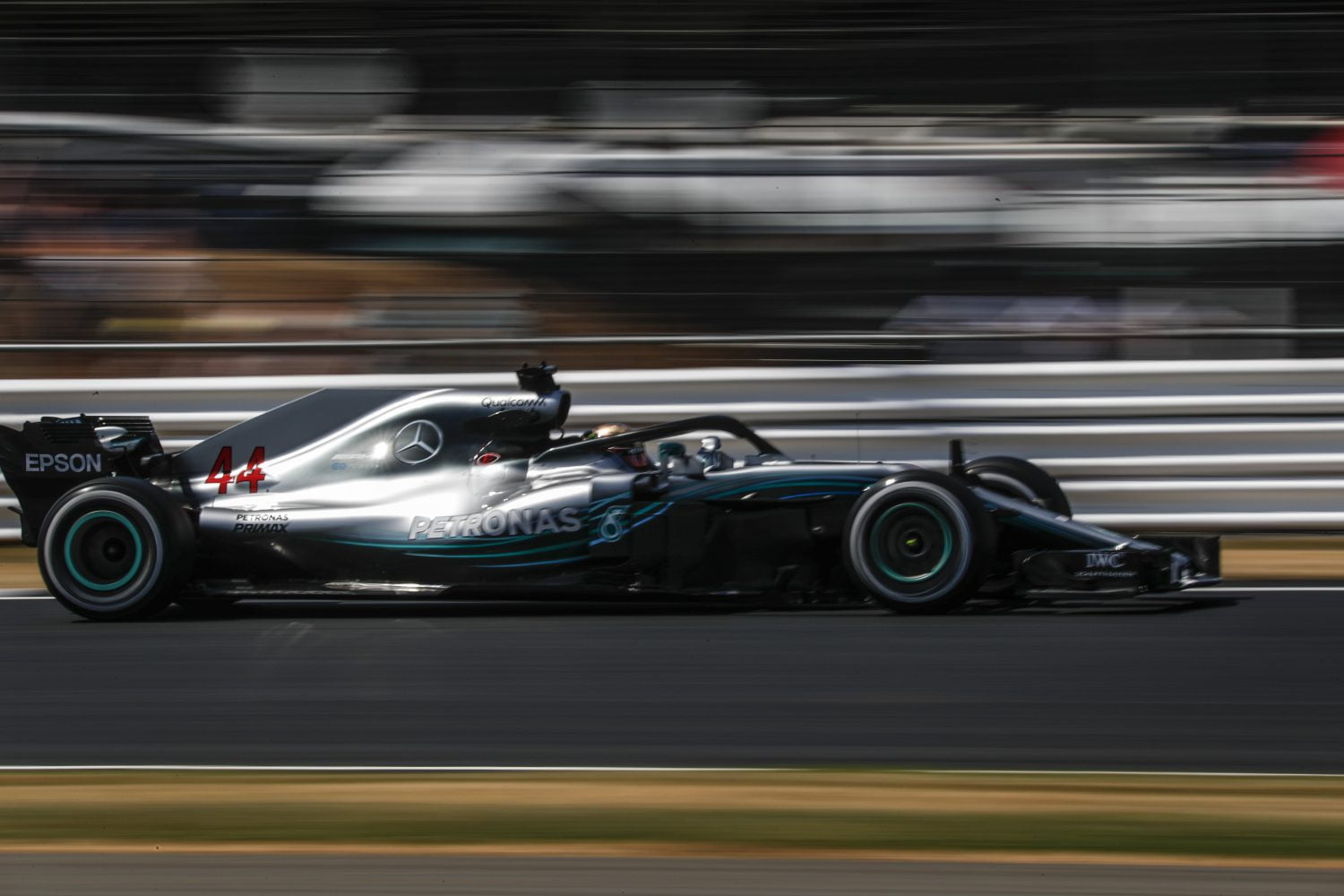 VT3: Hamilton terug aan kop in Silverstone