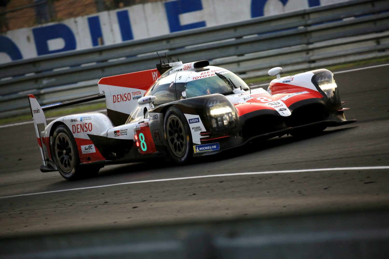 Update: beide Toyota’s gediskwalificeerd, Alonso moet WEC-zege inleveren