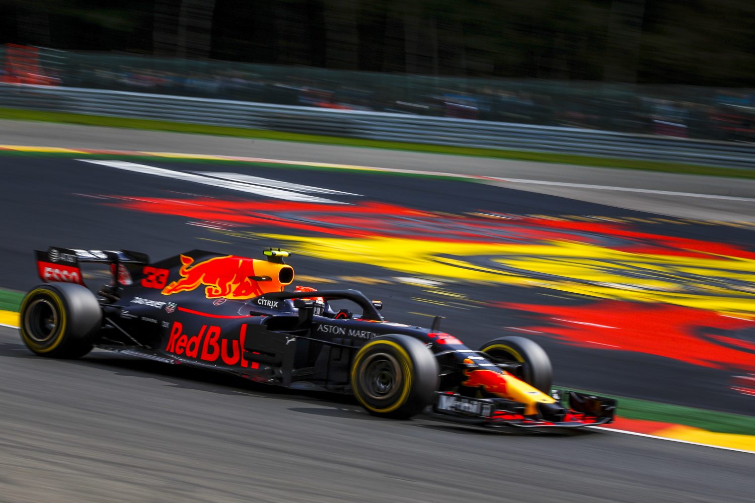 Realistische Verstappen denkt aan de derde startrij