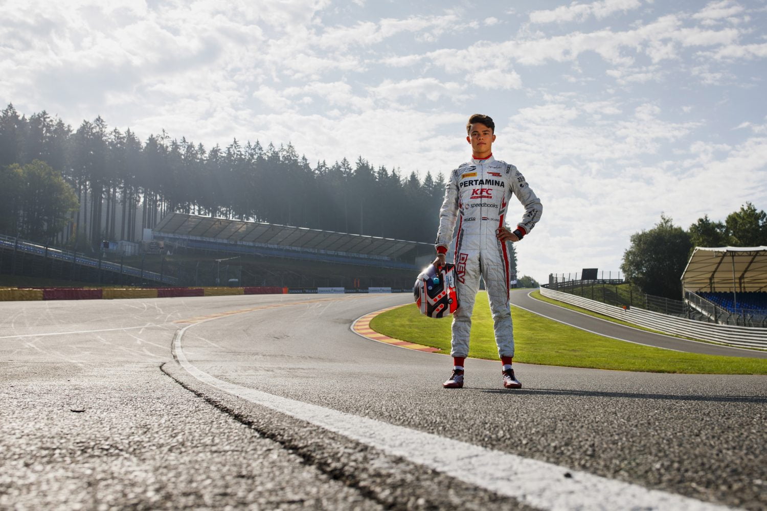 Formule 2: Eerste poleposition voor Nyck de Vries