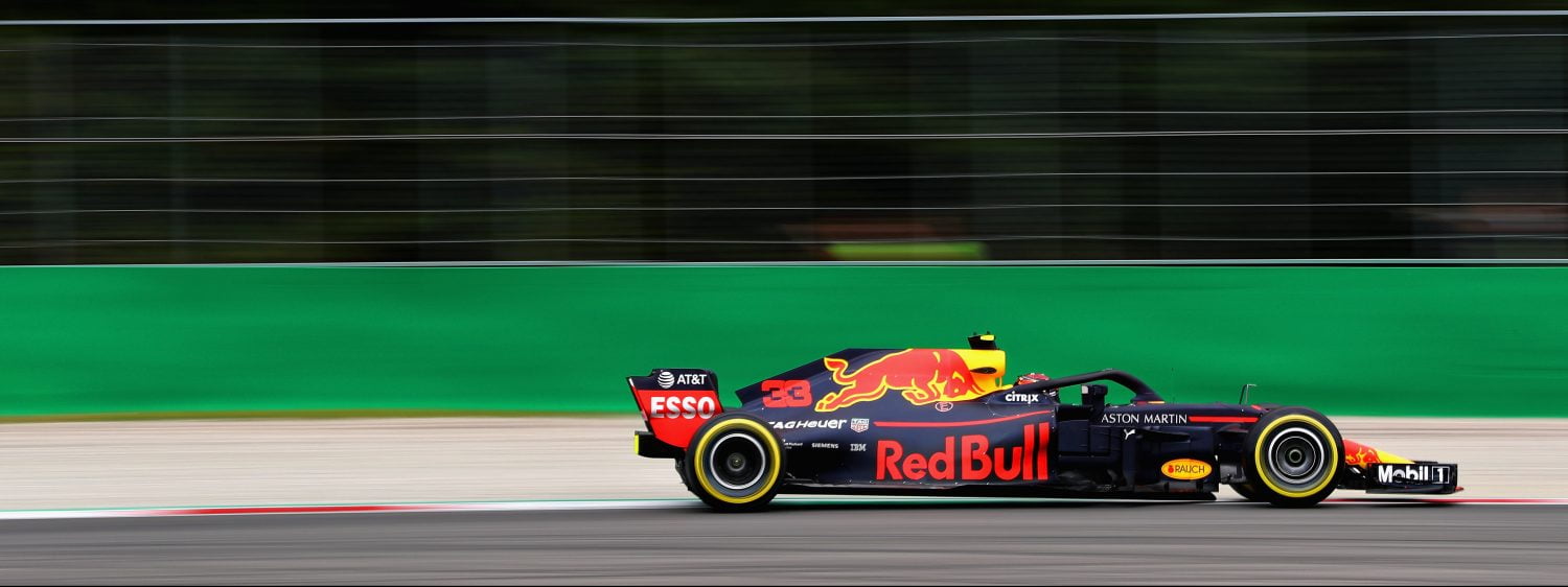 Verstappen pessimistisch over zegekansen in 2018: ‘Maar je weet maar nooit’
