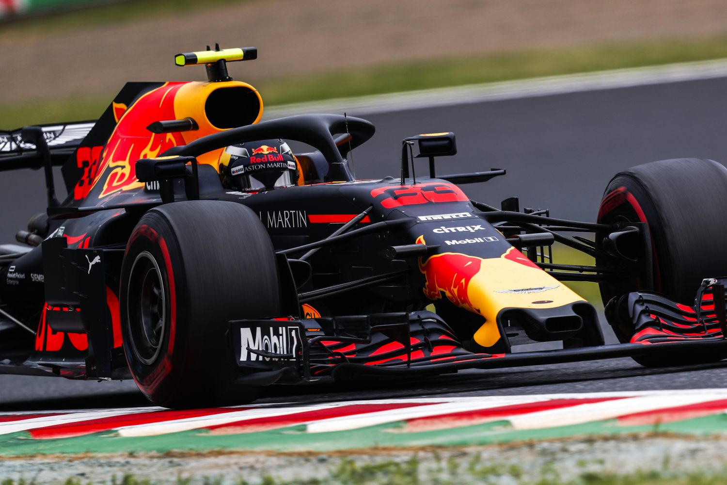 Verstappen kwalificeert zich als derde voor GP van Japan