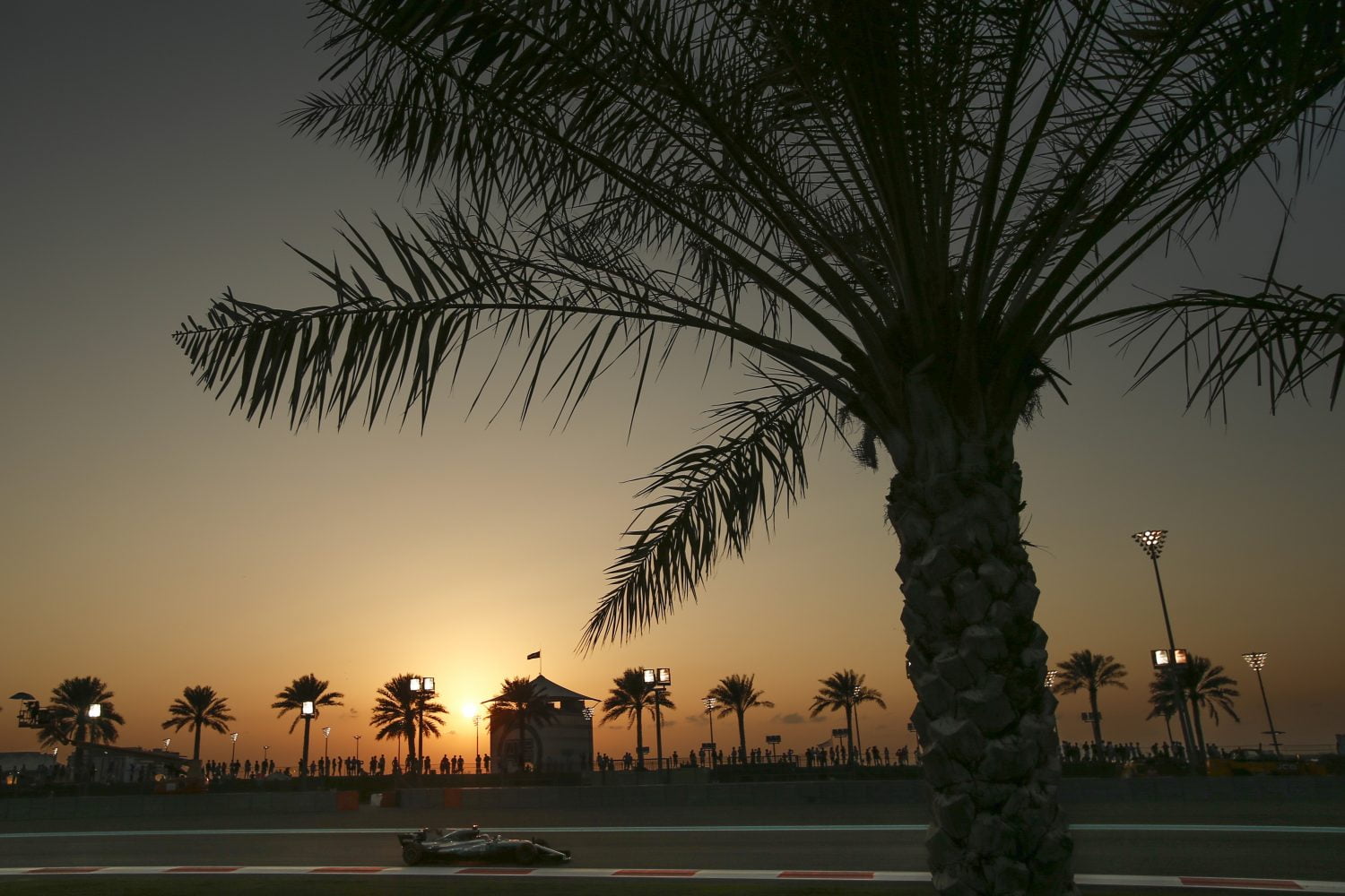 Backstage: onderweg naar Abu Dhabi