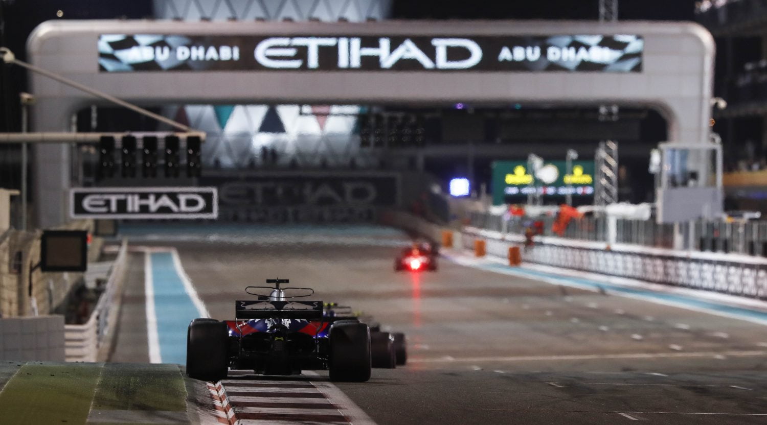 Video preview: Abu Dhabi met Ho-Pin Tung
