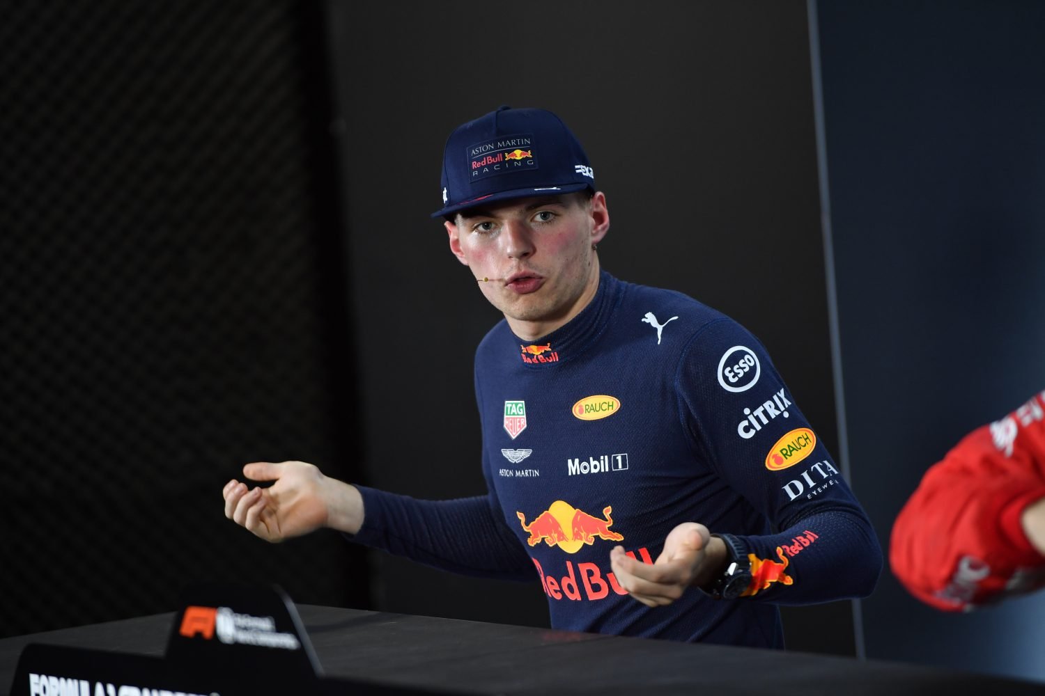 Twee dagen taakstraf voor Verstappen na opstootje met Ocon