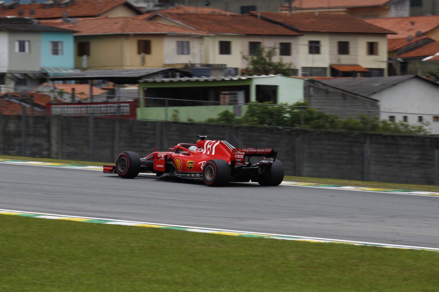 VT3: Vettel snelste, Verstappen vijfde