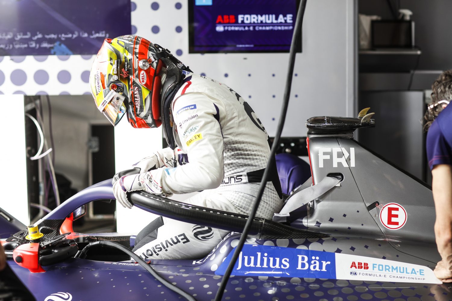 Rentree Frijns in Formule E vol hobbels