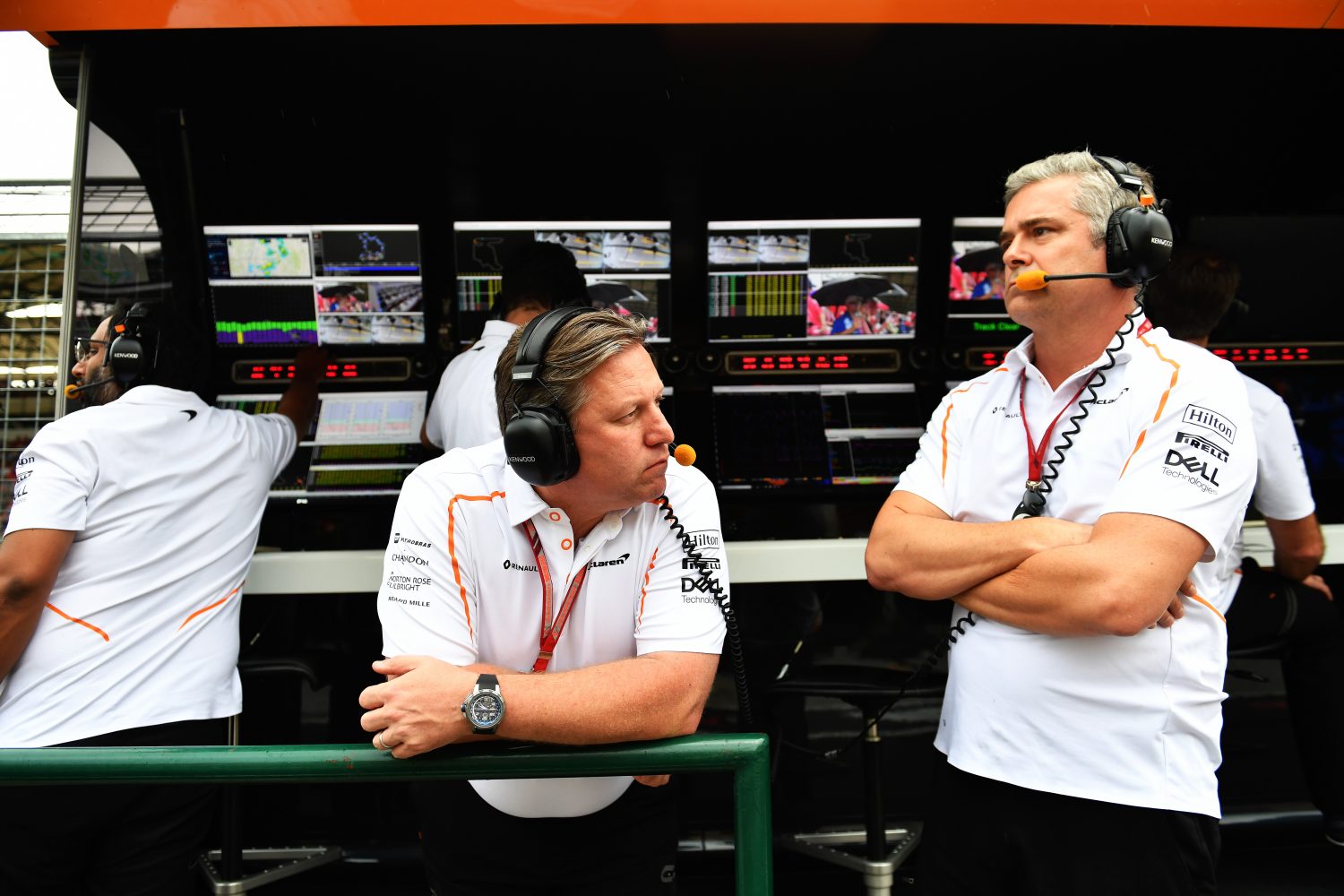 Zak Brown: ‘Ik zie twee of zelfs vier teams verdwijnen als we niet radicaal ingrijpen’