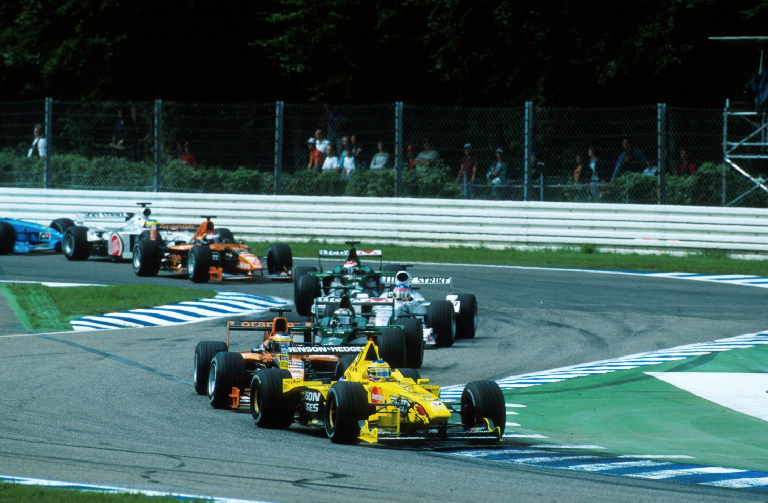 Video: Een virtuele ronde op de oude Hockenheimring