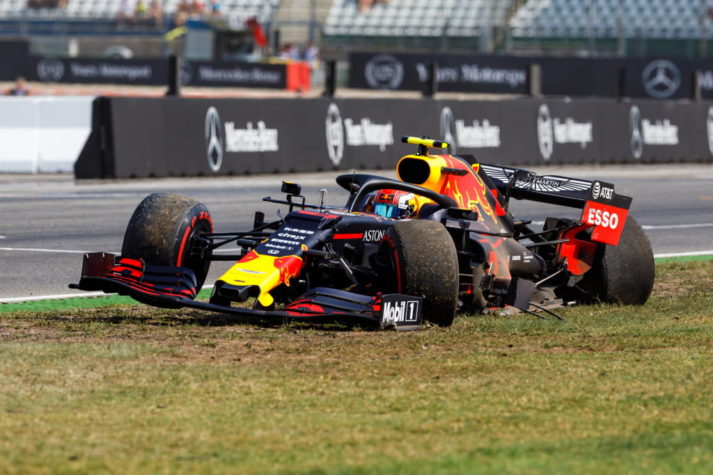 2.Gasly Wintertest: Voorvleugel (2x 120.000), Bargeboards (60.000), Voorwielophanging (70.000), Achtervleugel (2x 90.000), Wagenbodem (140.000), Versnellingsbak (2x 480.000) Oostenrijk: Voorvleugel (120.000) Duitsland: Voorvleugel (2x 120.000), Bargeboards (2x 60.000), Voorwielophanging (70.000), Sidepods (30.000), Achterwielophanging (110.000), Achtervleugel (90.000), Wagenbodem (2x 140.000) Abu Dhabi: Voorvleugel (120.000) Eindstand: €2.830.000
