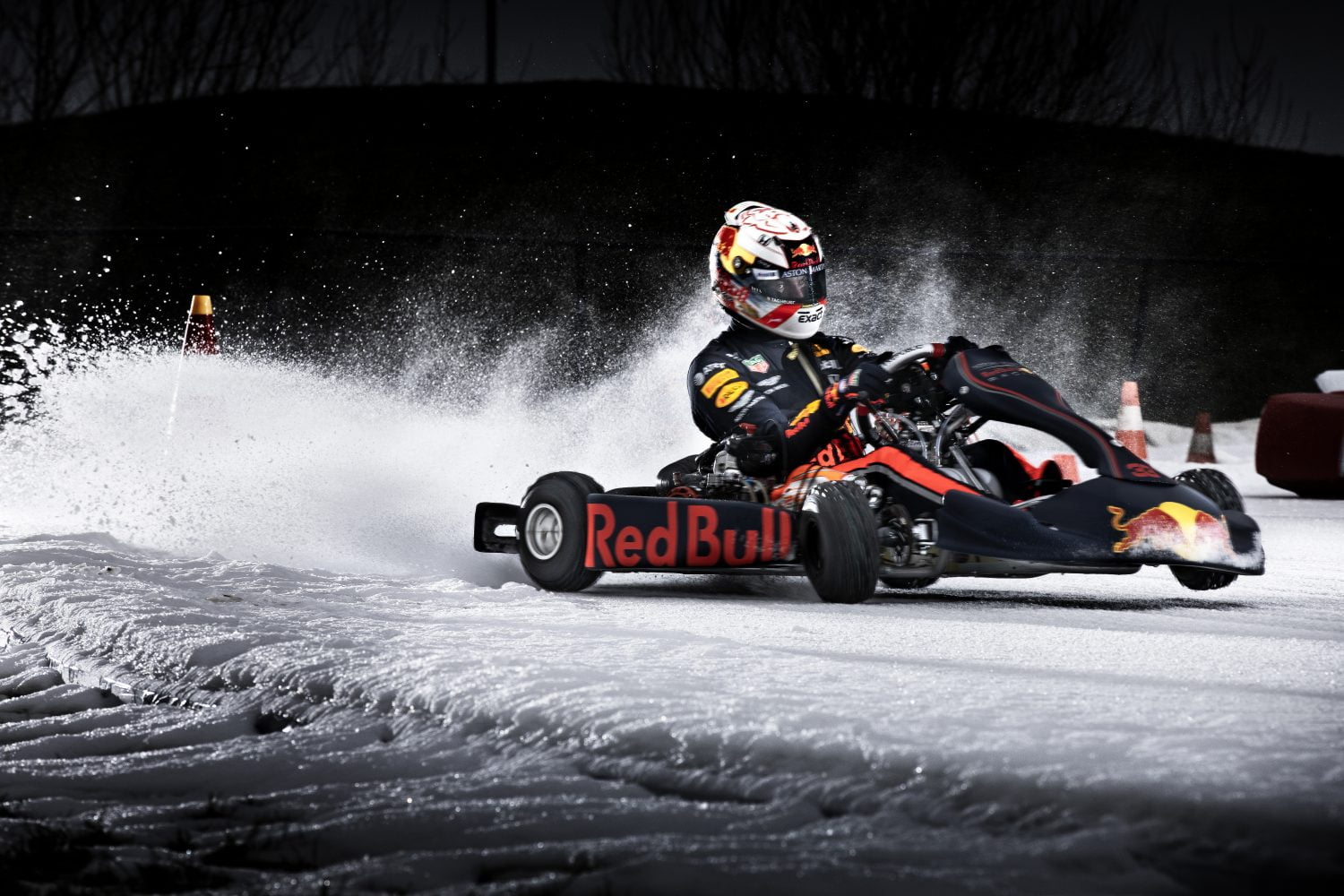 Video: Gasly en Verstappen vieren wittebroodsweken met snert en karten in Flevoland