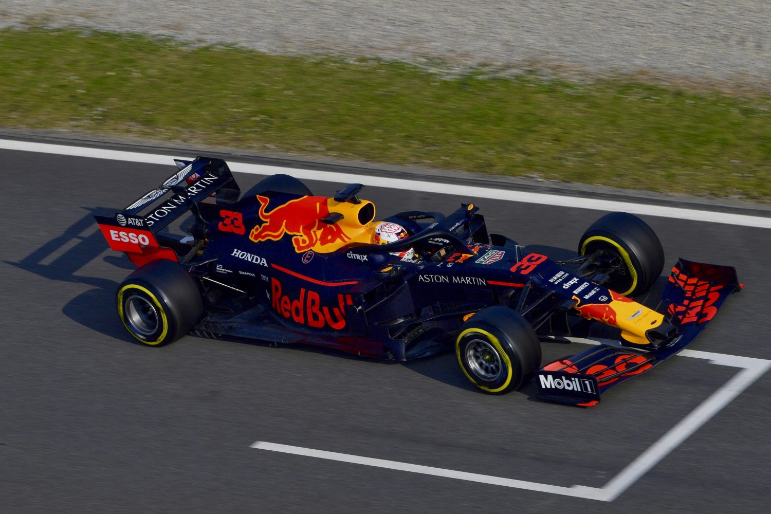 Verstappen kan niet wachten tot Australië ondanks slechte laatste testdag