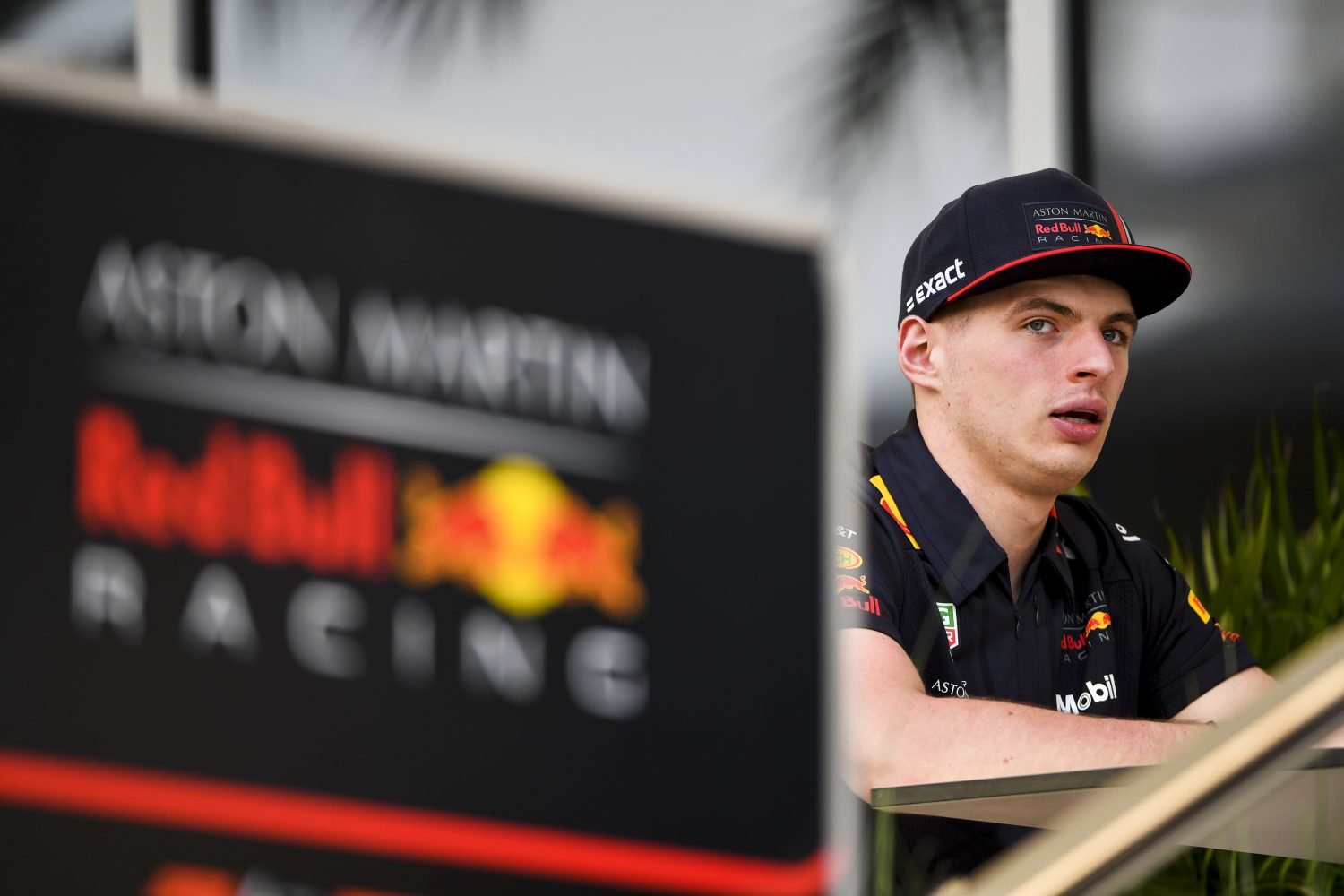 Verstappen over inhalen met de Honda-motor: ‘Hoe meer snelheid, hoe makkelijker het is’