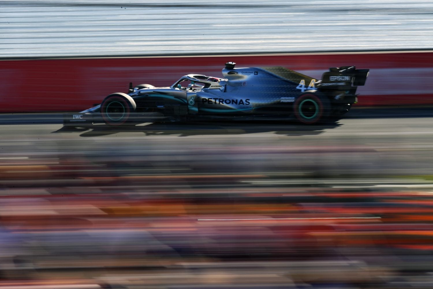 VT3: Hamilton ziet Ferrari naderen, Verstappen op ruim een seconde