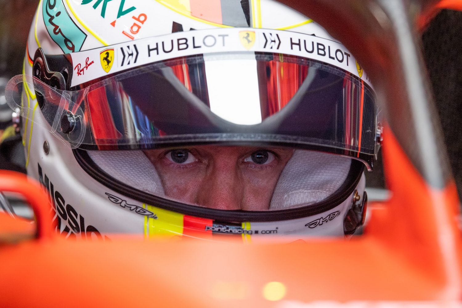 Rondje buitenlandse media: Ferrari ‘VerVettelt’ titel, Vettel bedreigt Hamilton niet meer