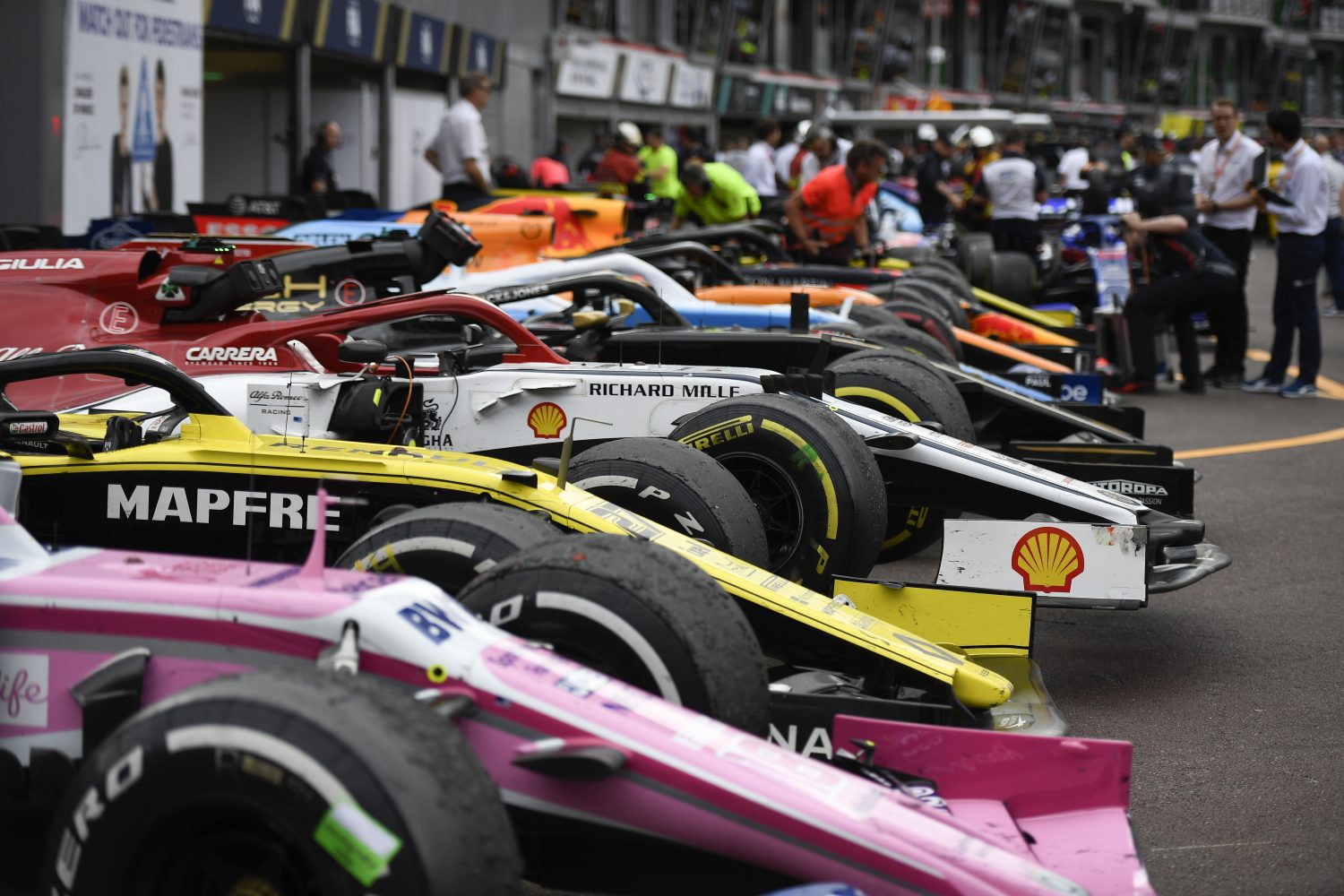 'Kortere raceweekends, meer GPs op de kalender: F1 wil per ...