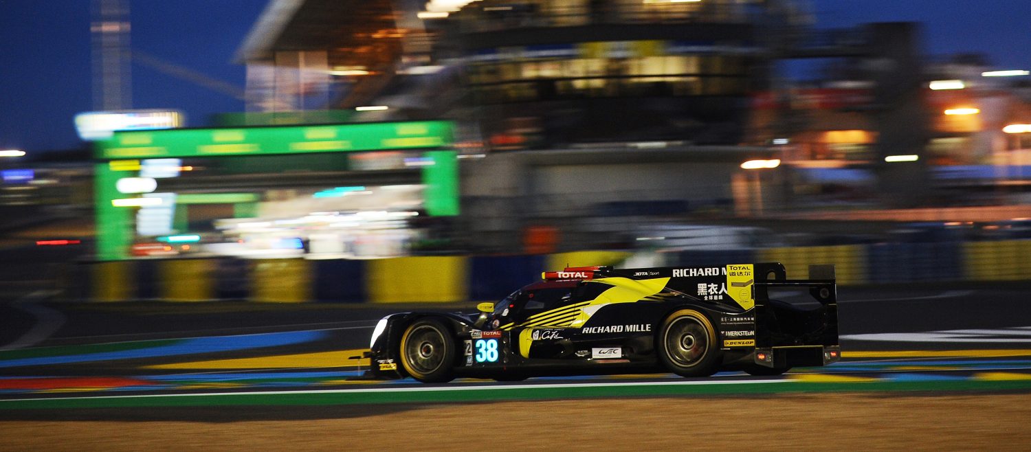 24 uur van Le Mans: Tung op podium, zege Bleekemolen en Alonso zwaait af met winst