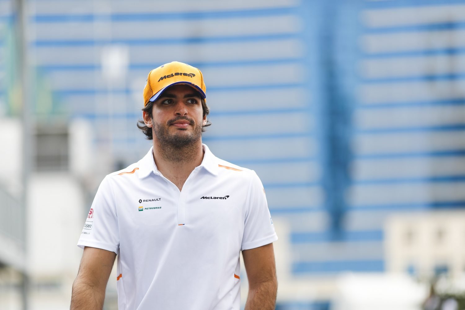 Sainz: ‘Goed gevoel heerst bij McLaren, maar zijn middenveld nog niet ontstegen’