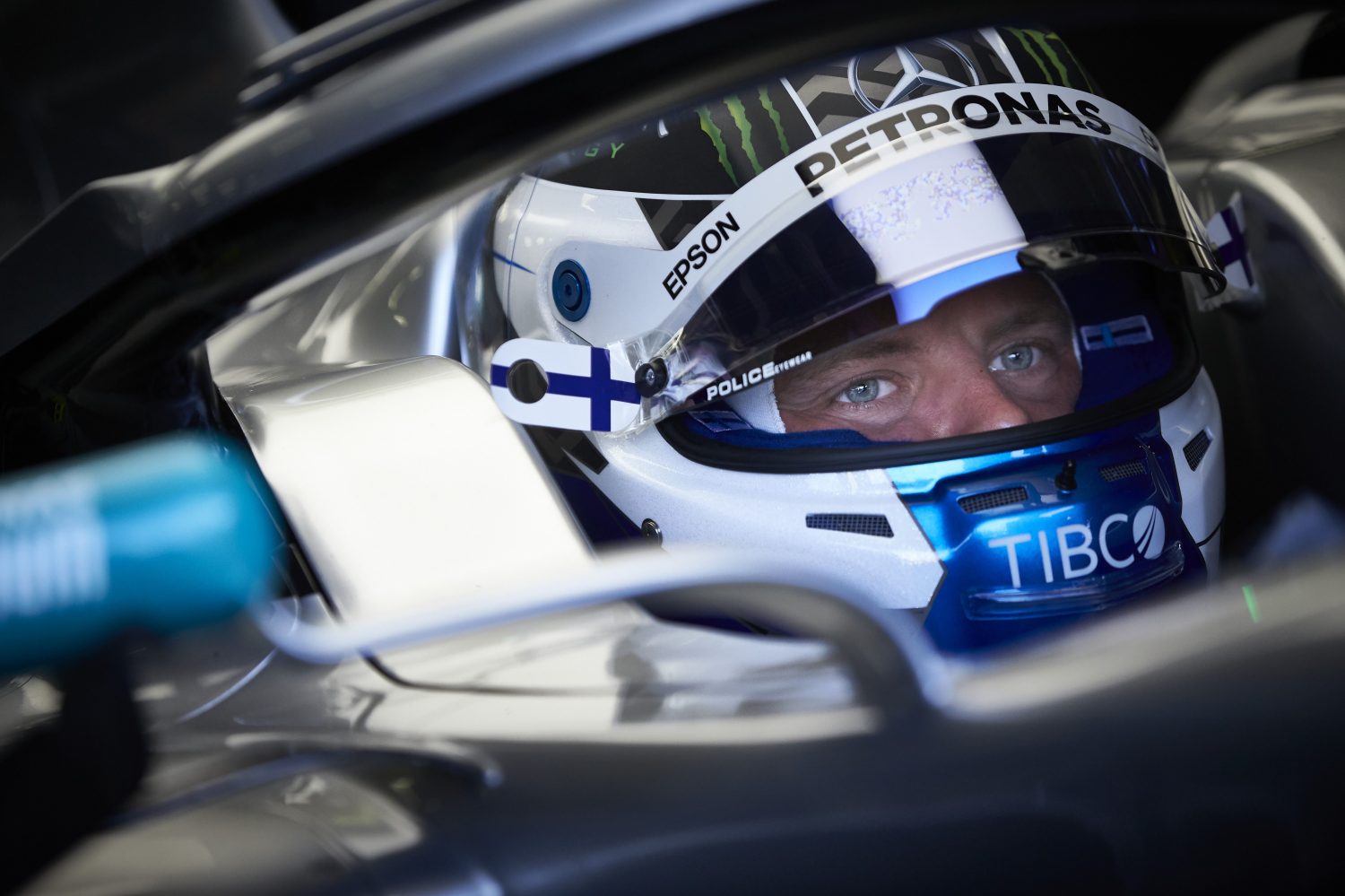 Video: Even vragen aan… Daan de Geus in Engeland: ‘Bottas kan Hamilton een tikje geven’