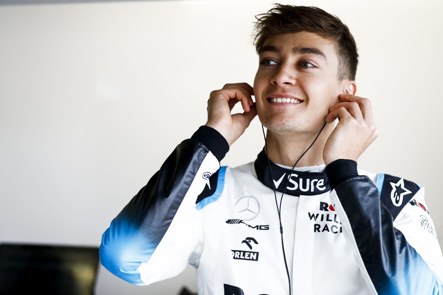 George Russell vreest niet voor zijn reputatie: ‘Alleen Claire Williams en Toto Wolff weten hoe het zit’