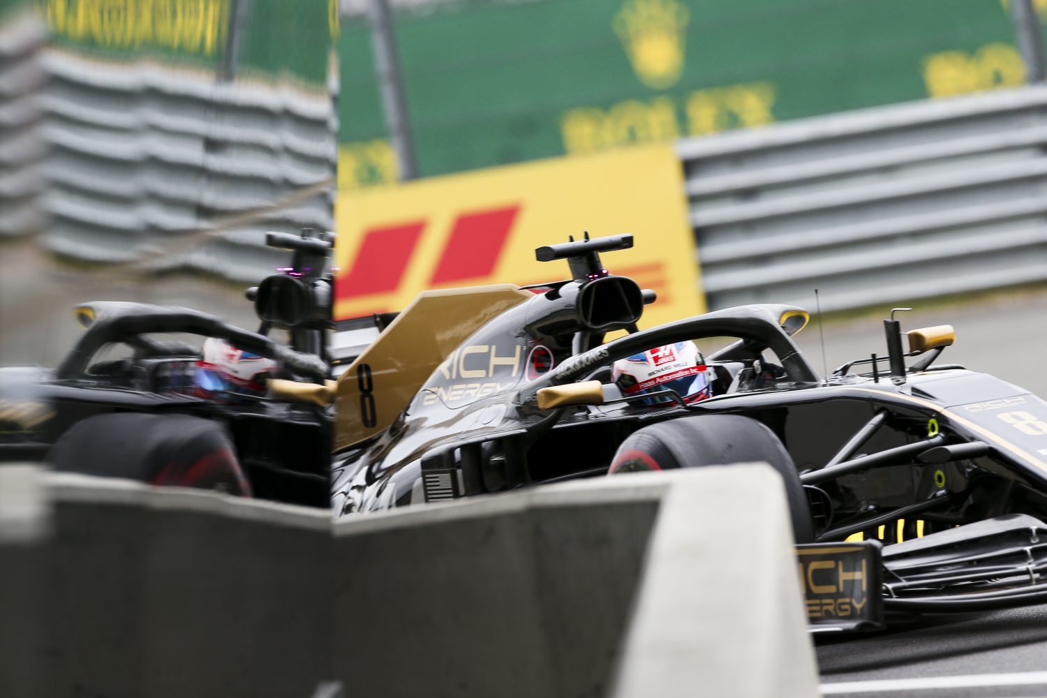 Haas kiest opnieuw voor gesplitste strategie: updates voor Magnussen, oude chassis voor Grosjean