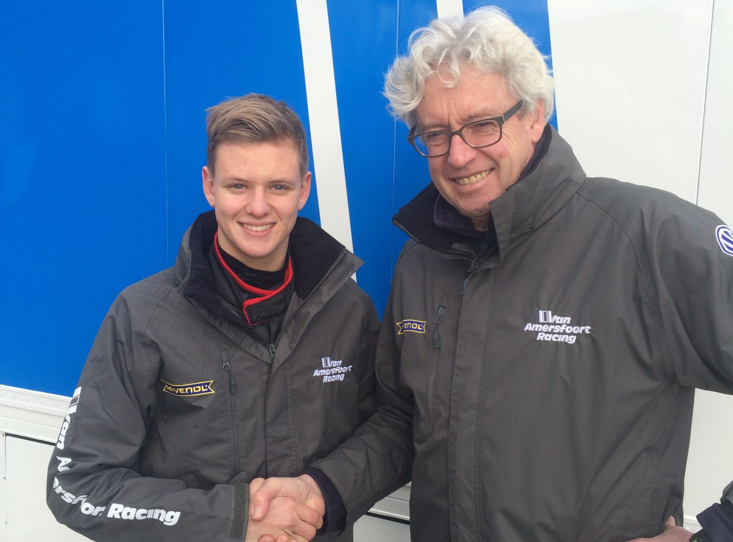 Flashback ’15: Frits van Amersfoort kreeg na Max Verstappen plots ook Mick Schumacher in zijn team