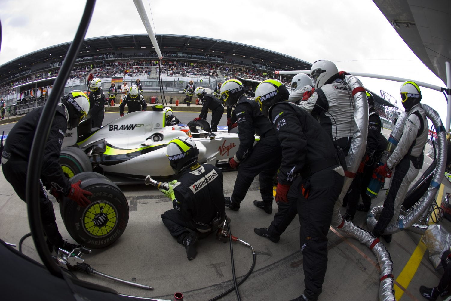 FIA overweegt terugkeer bijtanken vanaf 2021, moet Formule 1 spectaculairder maken