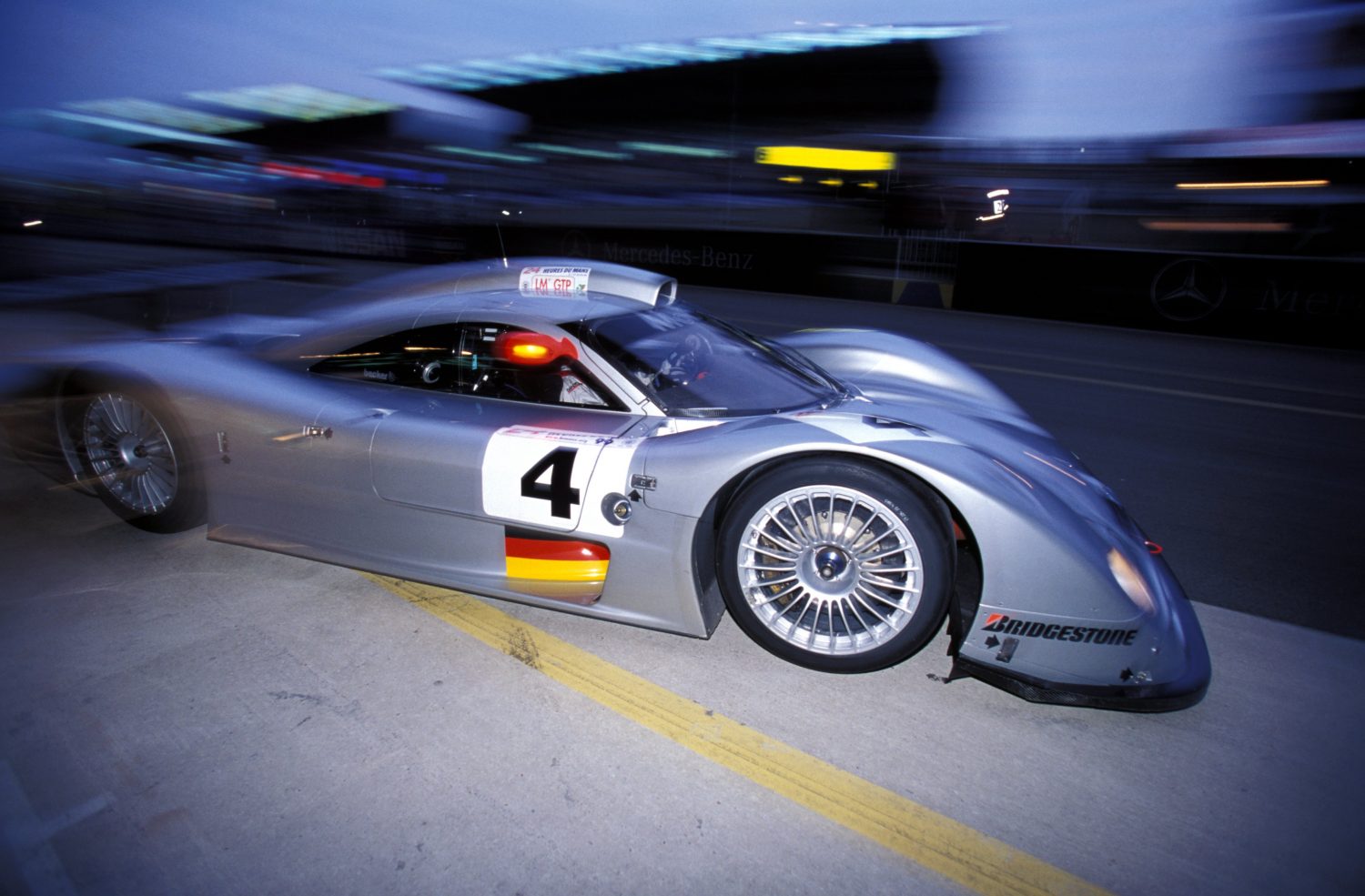 Flashback ’99: Mark Webber vertelt over zijn ‘Mercedes-vluchten’ tijdens Le Mans ’99