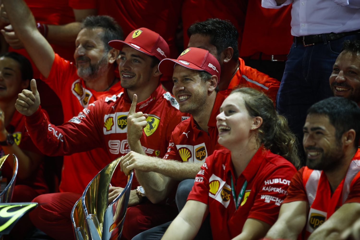 Rondje buitenlandse media: ‘Vettel koning van Singapore’ en ‘Red Bull verloor de race al in de fabriek’