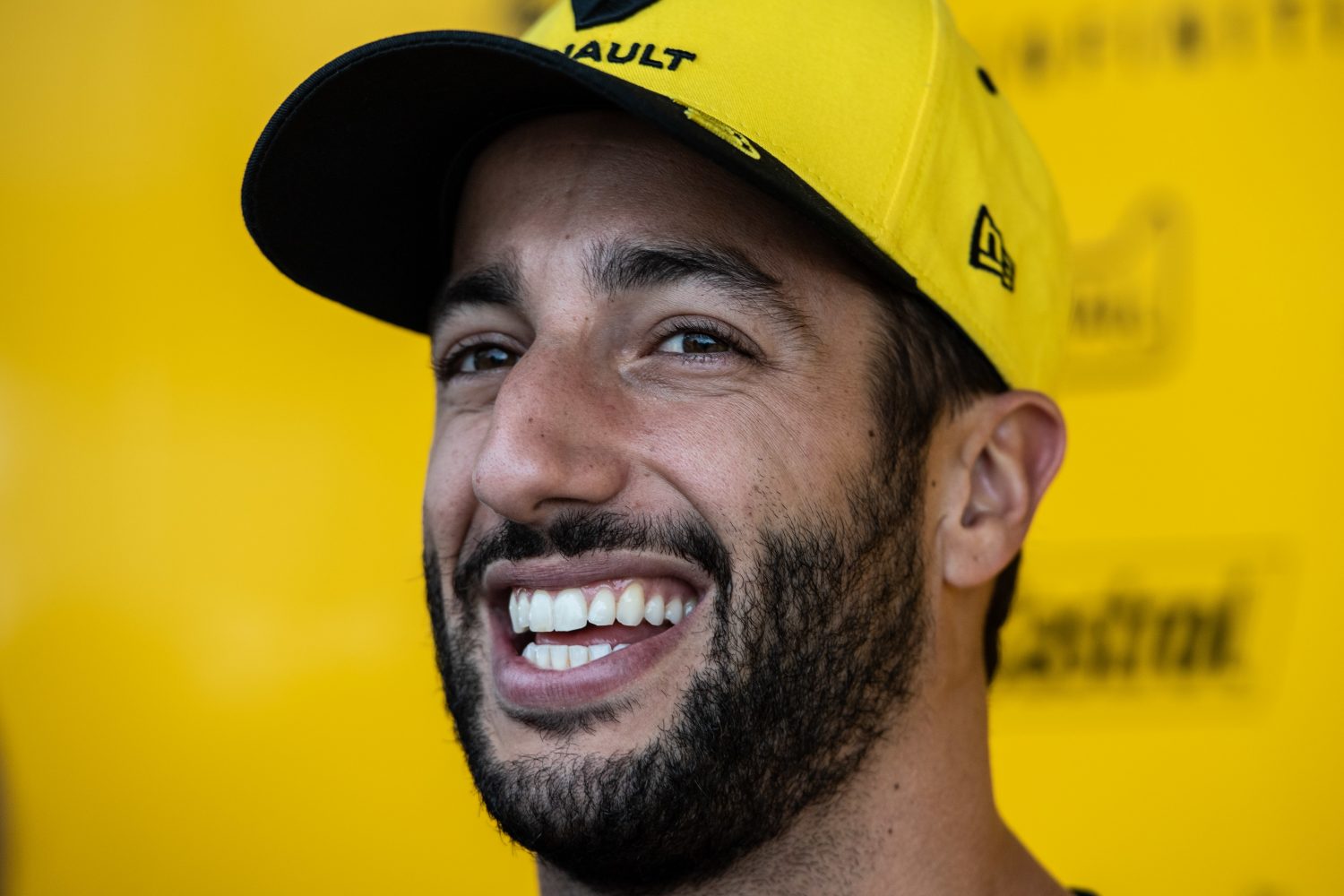 Ricciardo roept Renault op om ‘positief te blijven’ ondanks wisselende resultaten